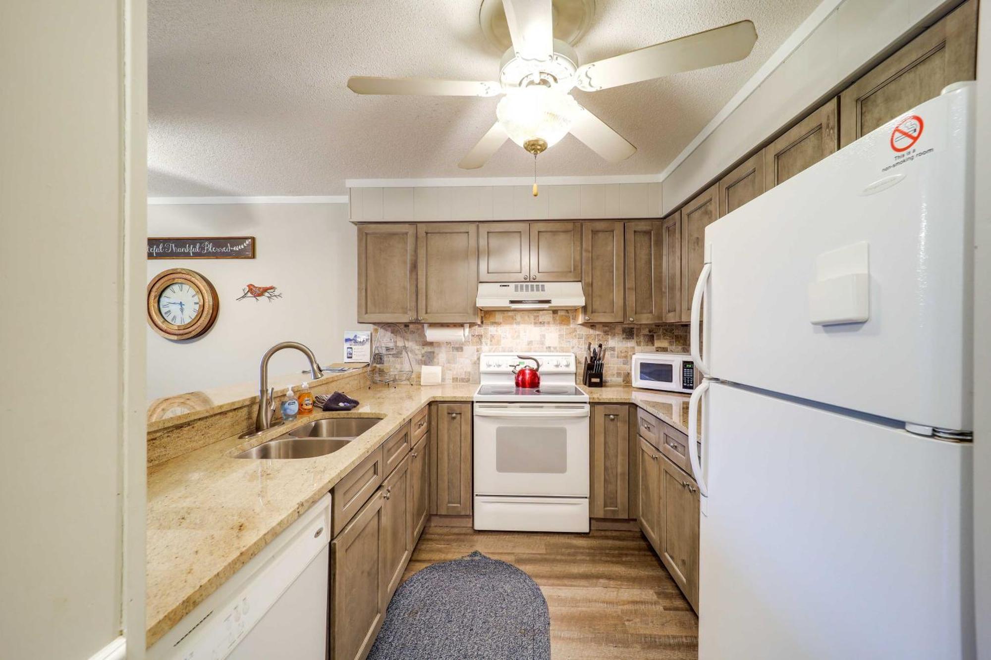 Beech Mountain Condo Near Hiking, Golf And Skiing! 외부 사진